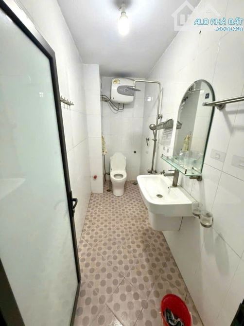 NHÀ ĐẸP Ở NGAY GIÁP HẢI - LONG BIÊN - GIA LÂM - Ô TÔ ĐỖ CỔNG - 2