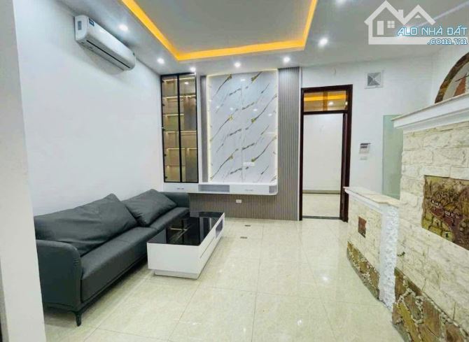 Nhà mới đẹp, 45m2 x 4 tầng, full nội thất, ở ngay, giá 7.8 Tỷ - 2