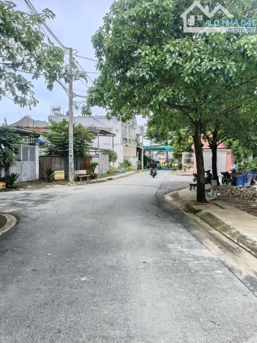 BÁN ĐẤT ĐẸP SHR FULL THỔ CƯ - 1 SẸC TRỊNH THỊ MIẾNG - HÓC MÔN - GIÁ 4TY1 - 2