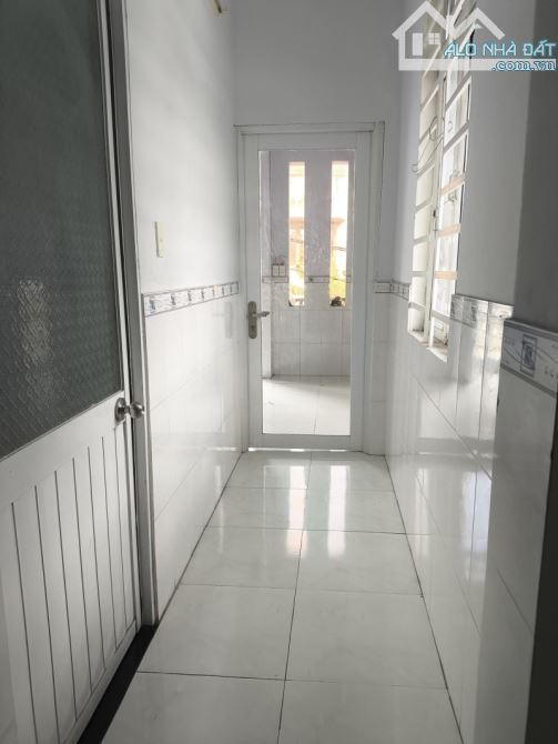 Bán nhà HXH thông Trần Thị Bốc TTT ,HM , nhà đẹp  2Tx 68m2 . Giá chỉ  3.95  tỷ (TL) - 2