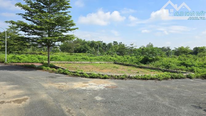 SIÊU PHẨM, LÔ GÓC, NỞ HẬU 189M2; GẦN ĐƯỜNG QL21 - 2