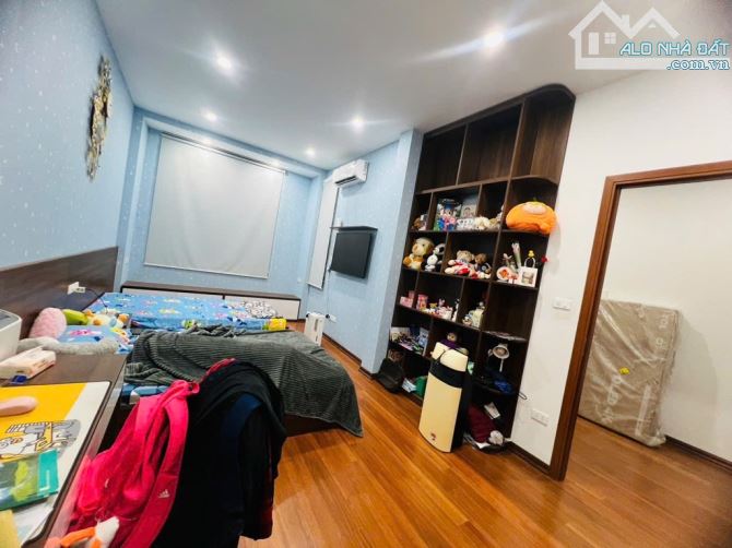 ĐẸP THẬT-TRUNG TÂM NGỌC LÂM NGUYỄN VĂN CỪ, ĐI BỘ RA CHỢ -20M MP NGUYỄN VĂN CỪ, THANG MÁY, - 2