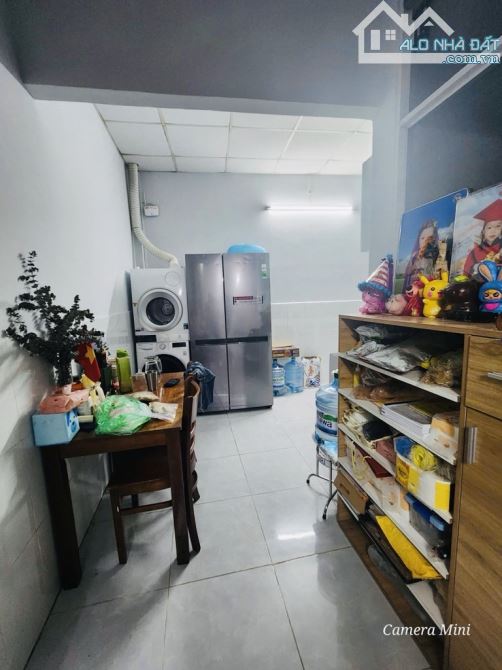 BÁN ĐẤT BÌNH THẠNH TẶNG NHÀ CẤP 4, NGANG KHỦNG 8M, HẺM XE TẢI THÔNG TỨ TUNG, 105M2 - 2