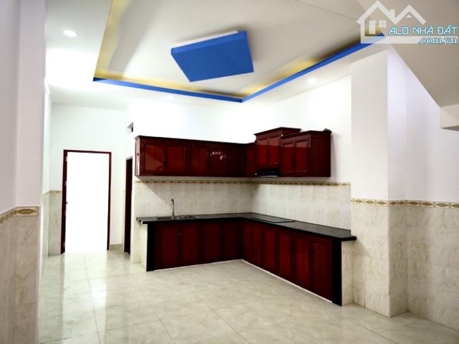 SÁT MẶT TIỀN LÊ TRỌNG TẤN- 92M2- 2 TẦNG ,4PN, CHO THUÊ 16 TRIỆU, HXH - NHỈNH 7 TỶ - 2