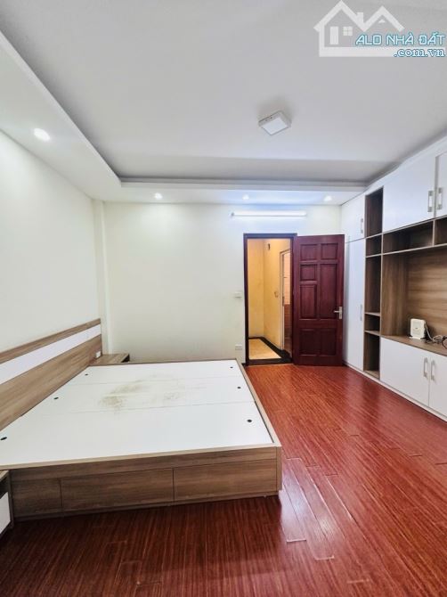 XUÂN THUỶ - TT CẦU GIẤY - 35M x 5 TẦNG - NHỈNH 7 TỶ- NGÕ THÔNG - FULL ĐỒ. - 2