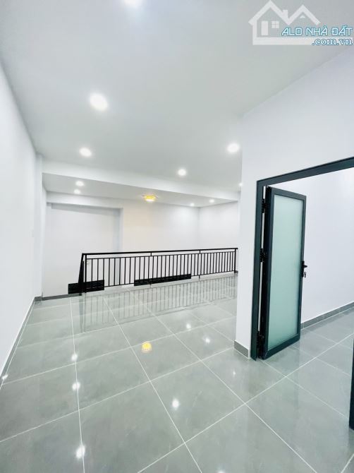 HẺM NHỰA XE HƠI 6M SỔ ĐẸP, BÌNH TRỊ ĐÔNG A, BT - 2 TẦNG 60M2 - NGANG LỚN 6M - GIÁ 5,1 TỶ. - 2