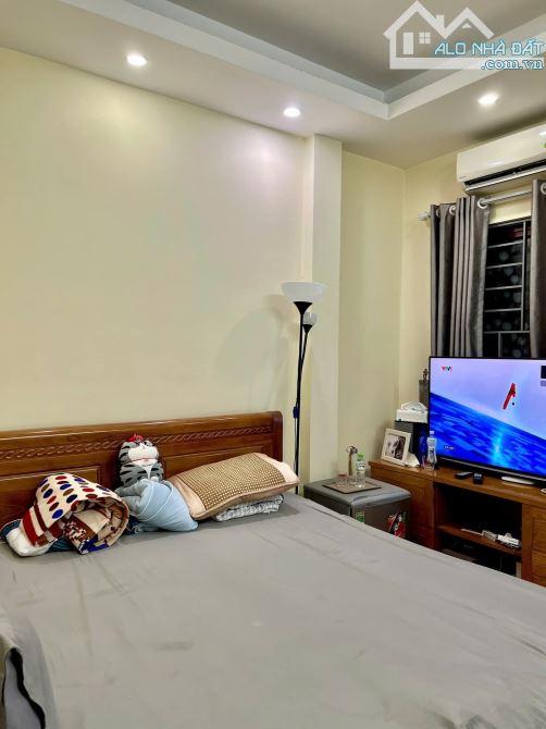 LÔ GÓC SIÊU ĐẸP – BÁN NHÀ KIM GIANG – 35M² – 4 TẦNG – GẦN PHỐ – GIÁ 8.9 TỶ - 2