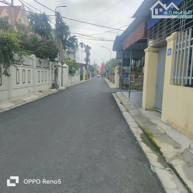 Chuyển nhượng lô đất mặt đường tổ 6 phường An Dương, ô tô tránh nhau - 2