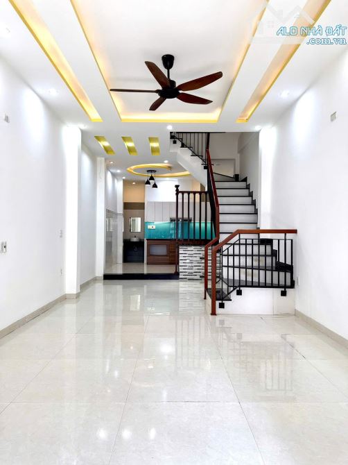 Nhà 3 tầng kiên cố – 408/26/10 Hoàng Diệu - 2