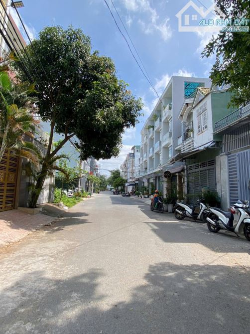 Bán nhà góc 2 mặt tiền đường 10m khu Sài Gòn Mới – Thị trấn Nhà Bè Chỉ hơn 7 Tỷ - 2