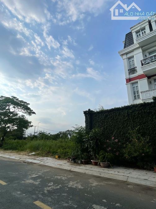 Bán lô đất đẹp, GIÁ RẺ khu Villa Thủ Thiêm, Thạnh Mỹ Lợi Q2. DT 14,2x26M. Giá chỉ 139tr/m2 - 2