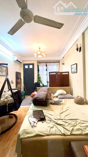 Bán nhà Quan Hoa, dt33m, mt3,5m, ngõ ô tô tránh, vài bước ra phố, ô tô vào nhà - 2