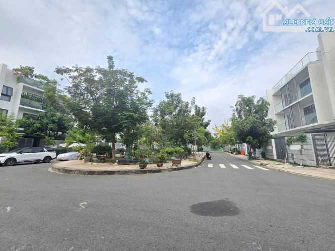 Nhà đối diện công viên khu An Phú NEW CITY đường Nguyễn Hoàng. DT 7x21m. Giá chỉ 32 tỷ TL - 2