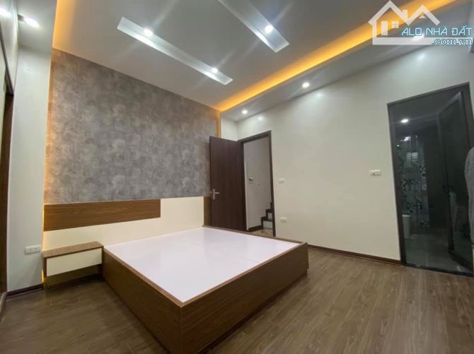 BÁN NHÀ NGUYỄN TRÃI – THANH XUÂN GẦN ĐƯỜNG TRƯỜNG CHINH, Ô TÔ ĐỖ CỬA, NHÀ ĐẸP 4 TẦNG. - 2
