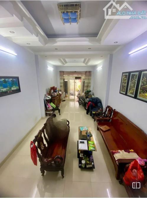 Nhà 3 tầng hẻm 6m Nguyễn Súy, 80m2, xe hơi vào nhà, chỉ 8.6 tỷ, mới đẹp - 2