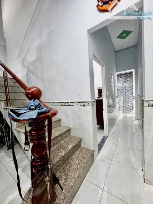 Bán Nhà 1 trêt 1 Lầu, dt 5 x 21m Sổ Hồng, Giá 2 tỷ 690tr, Ngã 3 Năm Thưởng, UBND Trảng Dài - 2