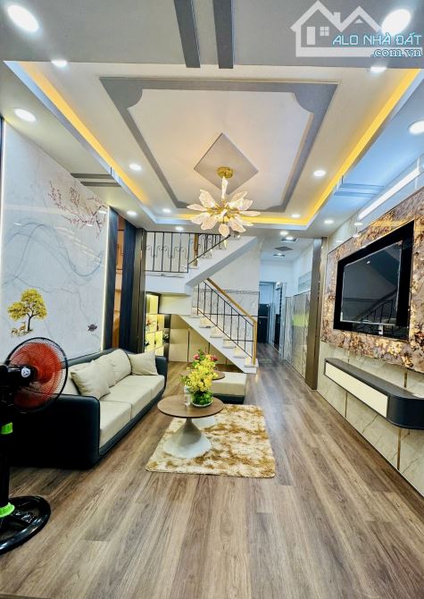 Chính chủ bán gấp nhà góc Quang Trung, 50m², 3PN, nội thất cao cấp – 5 tỷ nhỉnh - 2