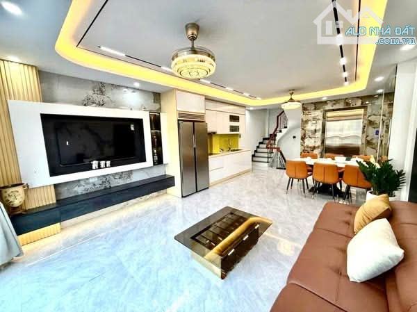 Bán nhà Xuân Đỉnh, 38m x 5 tầng, full nội thất, mặt ngõ 4m, hàng xóm Ngoại Giao Đoàn - 2