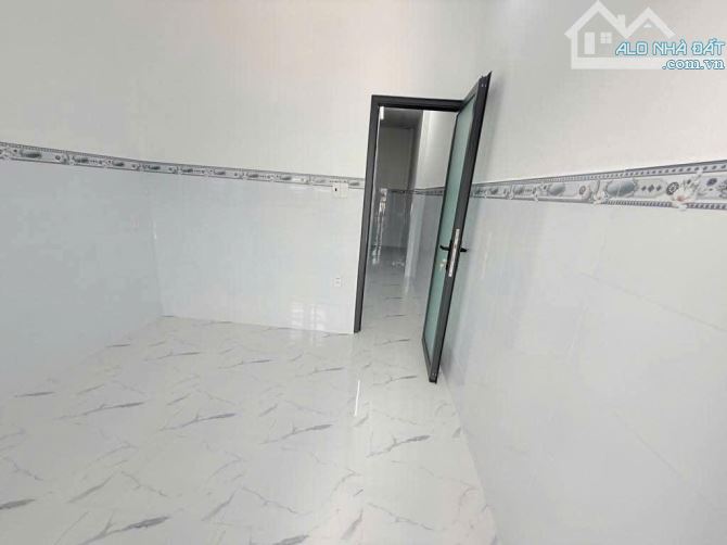 CHỦ CẦN TIỀN BÁN GẤP - NHÀ KHU TÊN LỬA - BÌNH TÂN - 24M2- 3,4 TỶ TL - 2