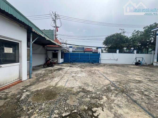 LÔ ĐẤT GÓC NGAY TÂY LÂN, BÌNH TÂN, DT: 3.745m2, HĐT: 3.5tỷ, Giá 229tỷ, gặp Kha tl giá - 2