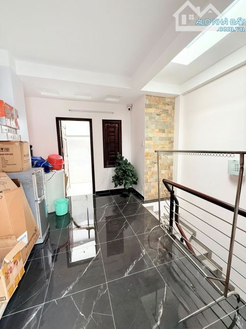 NHÀ BÁN KHU VIP GẦN SÂN BAY TÂN SƠN NHẤT, 40M2, 5 TẦNG, 9.9 TỶ - 2