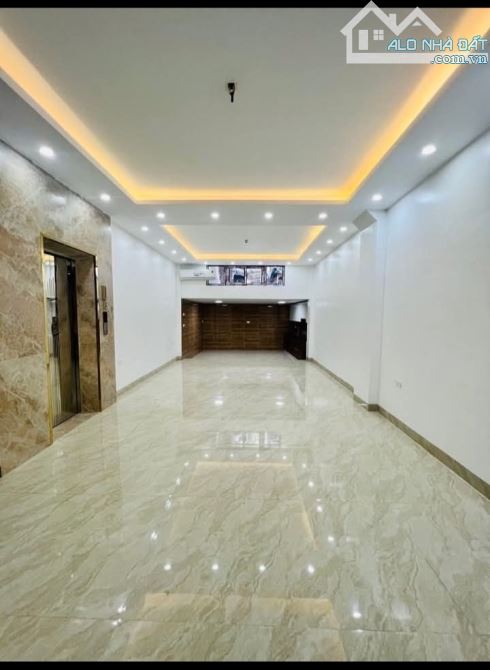 Cần bán nhà mặt ngõ Trần Khắc Chân 5tầng thang máy full nội thất. - 2