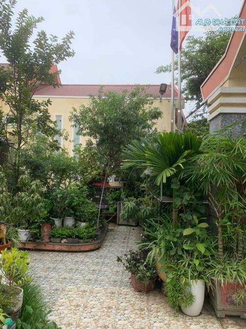 Cần bán 2 nhà, vị trí đẹp,giá hợp lý, trung tâm TP Sơn La