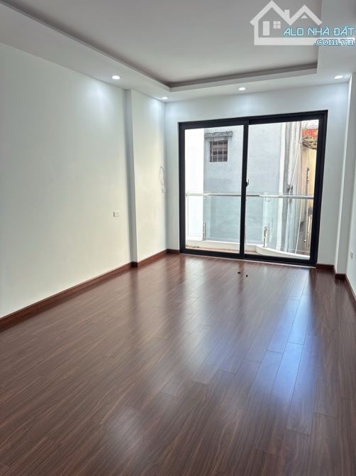 SIÊU PHẨM NGỌC LÂM- GẦN CHỢ , TRƯỜNG THÔNG LÊN CẦU 5 Phút - 2