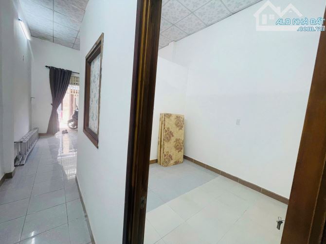 Cần bán nhà cấp 4 kiệt 2,5m Tôn Đản-Hoà An-gần đường chính. - 2