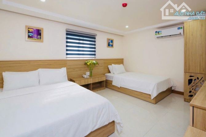 Bán khách sạn 5 tầng kiệt nhánh NGUYỄN VĂN THOẠI, doanh thu ổn định, sát bãi tắm - 2