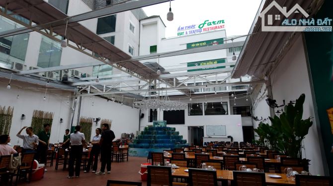 VIP- BIỆT THỰ MẶT TIỀN 80 VÕ VĂN TẦN - 20M X 50M- 3 TẦNG- P. VÕ THỊ SÁU, QUẬN 3 - 2