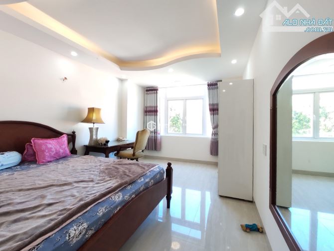 BÁN NHÀ 1 TRỆT 2 LẦU- HẺM 8M OTO TRÁNH NHAU - ĐƯỜNG VÕ THỊ SÁU, GẦN BIỂN VŨNG TÀU - 2