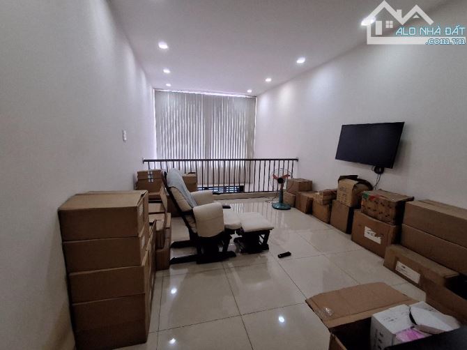 62m2 - NHÀ ĐẸP 5 TẦNG Ở LIỀN - GẦN HỒNG BÀNG Q.5 - NHỈNH 11 TỶ - 2