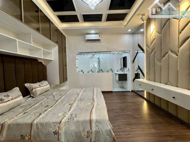 Bán nhà hẻm 7m 1979 Huỳnh Tấn Phát, Nhà Bè, DT 4 x18m, 3 lầu, St. Giá 9,8 tỷ - 2