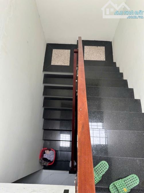 NHÀ 3 tầng đường Thạnh Lộc 22 phường THẠNH LỘC, Q12, dt 92m2 (5mx19m) hẻm ôtô 💵5,4tỷ - 2