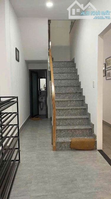 Cho thuê mặt tiền Trần Quốc Thảo, Phường Võ Thị Sáu, Quận 3 (Phường Xuân Hòa) - 2