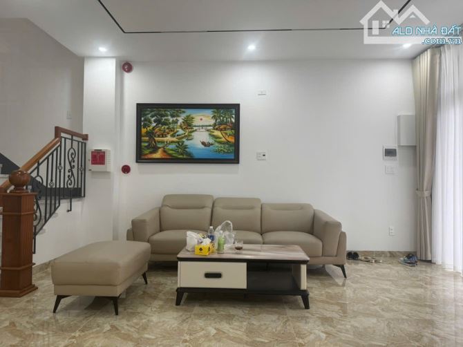 🍁 Nhà 3,5 tầng mặt tiền Bùi Thị Xuân - Ngay khu Euro và Monarchy - Gọi Bi - 2