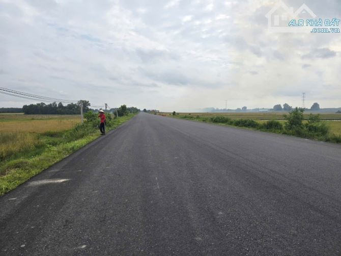 Bán 9400m2 đất mặt tiền đường hồ chí minh tây ninh giá 9,5 tỷ - 2
