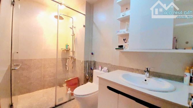 Bán nhà Trần Cung, 35m2*5T, khu VIP, phân lô ô tô đỗ cửa, nhà đẹp ở ngay, gần phố, 8.5 tỷ - 2