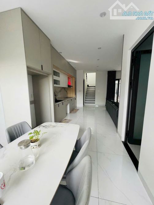 🏡 NHÀ 2 TẦNG KIỆT Ô TÔ – 82 QUẢNG TẾ - 2