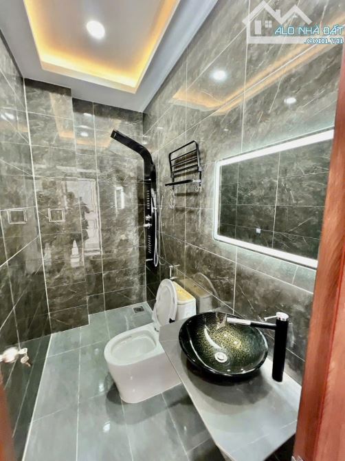 Bán Nhà hẻm 749 Huỳnh Tần Phát, Quận 7, Dt 4 x11m, 3 lầu. Giá 6,6 tỷ - 2