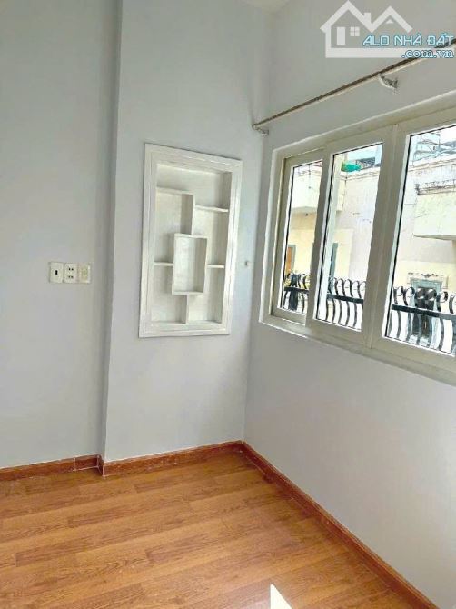 BÁN NHÀ 3 TẦNG THÍCH QUẢNG ĐỨC-GẦN PHAN XÍCH LONG-4PN-3WC CHỈ 6,35 TỶ - 2