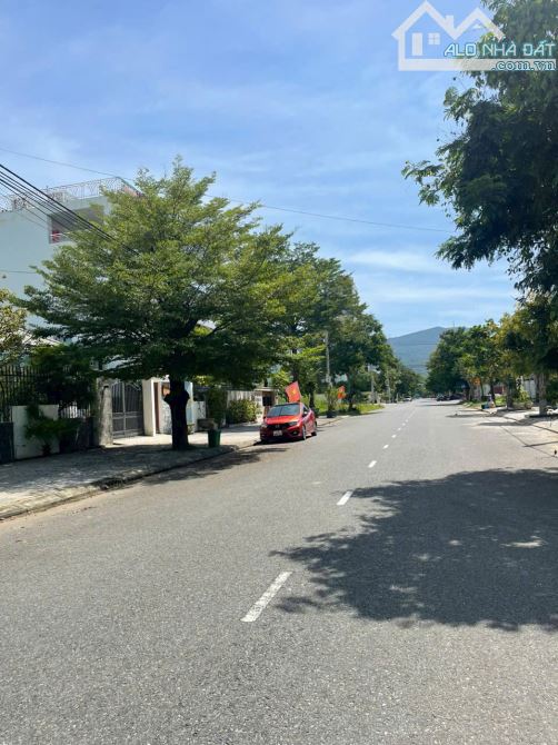 GẤP! BÁN ĐẤT BIỆT THỰ 150M² - 10,49 TỶ - MT NGUYỄN ĐÌNH HOÀN - Q. SƠN TRÀ - 2