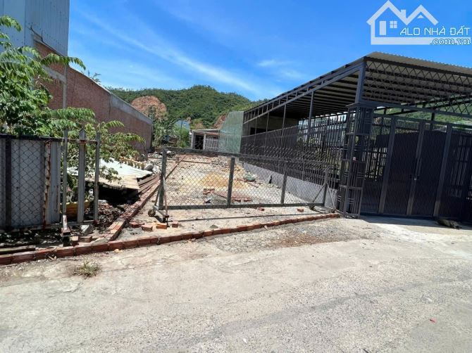 📌📌📌LÀM VIỆC TRỰC TIẾP GIÁ TỐT !!!bán lô đật kiệt 4m 245 âu cơ - 2
