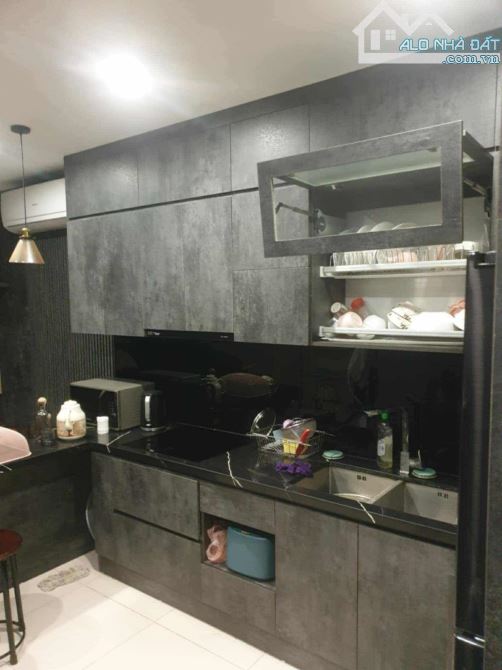 Bán gấp CHCC Vinhomes Tây Mỗ – S1.02 tầng 18 - Giá 4,1 tỷ - 2