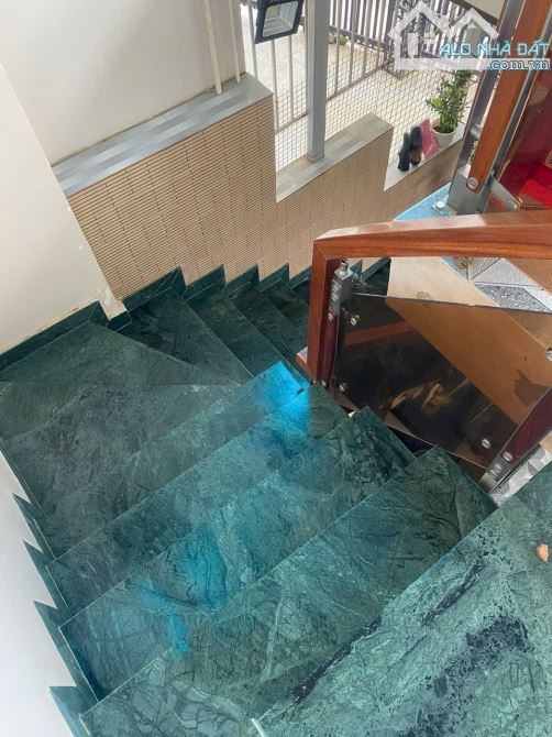 Cần Bán Căn Nhà 3 Mê Còn Mới Mặt Tiền Đường Nguyễn Công Trứ BMT - 2