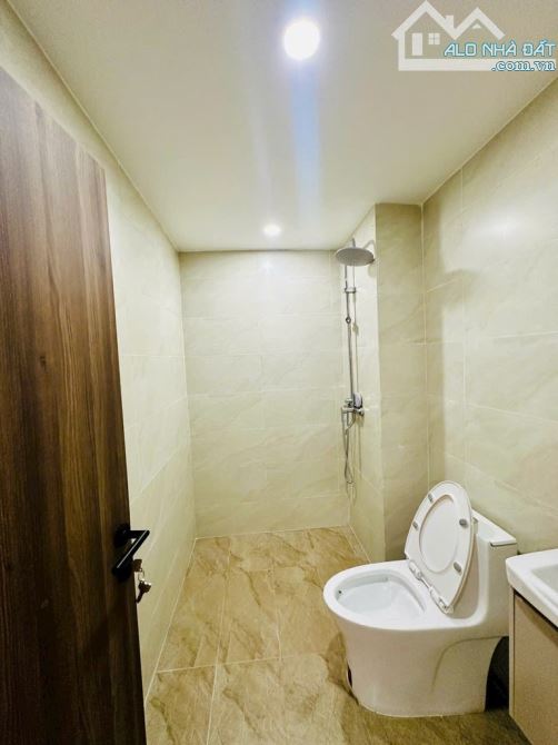 Giáp Quận 1 | Lê Văn Duyệt Sẵn Nội Thất | 30m2 3 Tầng ~ 3 phòng ngủ | Phân khúc 4tỷ  . 1 T - 2