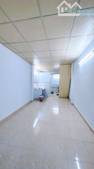 S127💥💥 45.5m2 - HẺM 1/ - TÔN THẤT THUYẾT -  NHÀ 2 TẦNG - GIÁ 4.3 TỶ 💲 - 2