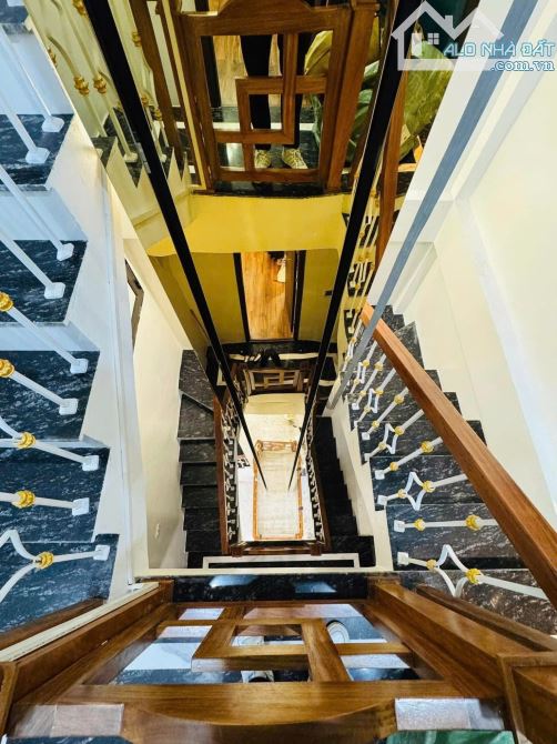 Bán nhà khu vực Lò Đúc, 40m x 5 tầng thang máy, mặt tiền 5m, ô tô đỗ cửa, 13.8 tỷ - 2