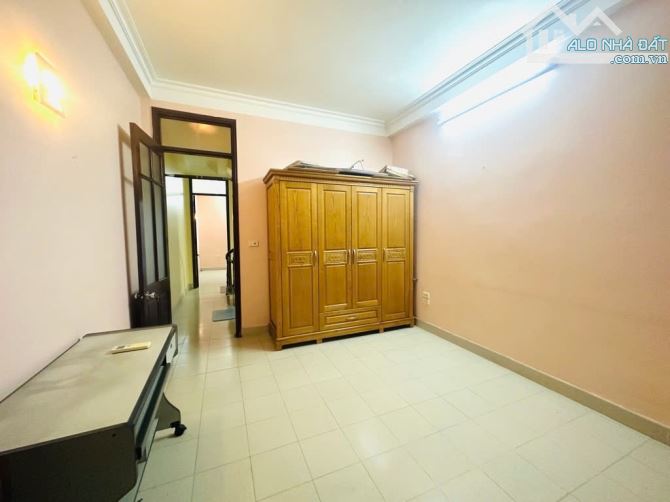 Bán nhà phố Vũ Ngọc Phan – ngõ rộng, nhà đẹp ở ngay – 49m² – 12.1 tỷ - 2